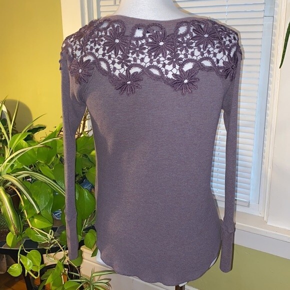 American Eagle Thermal Waffle Top Size Extra Small - Picture 2 of 8